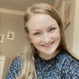 Meet your Posher, Abbie beth